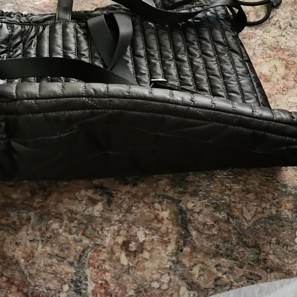 Backpack - Picture 3 of 4